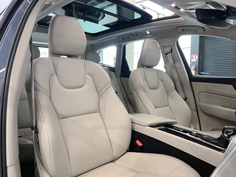 VOLVO XC60 2.0 T5 MOMENTUM 2019/2020 ÓTIMA CAR FLORES DA CUNHA / Carros no Vale VOLVO XC60 2.0 T5 MOMENTUM 2019/2020 ÓTIMA CAR FLORES DA CUNHA / Carros no Vale