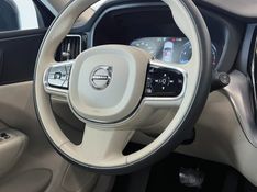 VOLVO XC60 2.0 T5 MOMENTUM 2019/2020 ÓTIMA CAR FLORES DA CUNHA / Carros no Vale