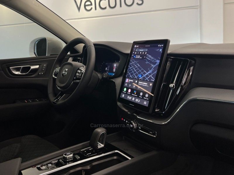 VOLVO XC60 2.0 T8 RECHARGE PLUS AWD HIBRIDO 2026/2026 ÓTIMA CAR FLORES DA CUNHA / Carros no Vale