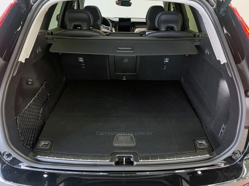 VOLVO XC60 2.0 T8 ULTRA AWD HÍBRIDO 2026/2026 ÓTIMA CAR FLORES DA CUNHA / Carros no Vale