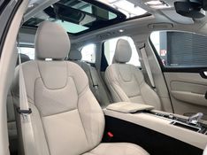 VOLVO XC60 2.0 T8 ULTRA AWD HÍBRIDO 2026/2026 ÓTIMA CAR FLORES DA CUNHA / Carros no Vale