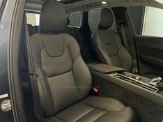 VOLVO XC60 2.0 T8 ULTRA DARK AWD HÍBRIDO 2026/2026 ÓTIMA CAR FLORES DA CUNHA / Carros no Vale