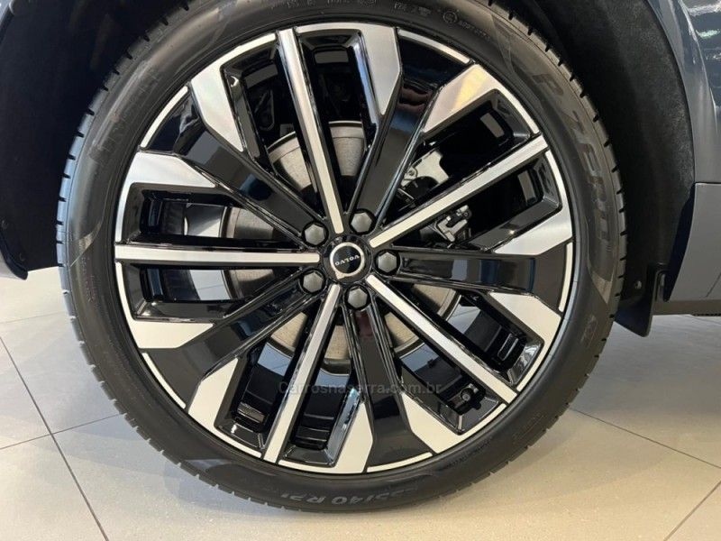 VOLVO XC60 2.0 T8 ULTRA DARK AWD HÍBRIDO 2026/2026 ÓTIMA CAR FLORES DA CUNHA / Carros no Vale VOLVO XC60 2.0 T8 ULTRA DARK AWD HÍBRIDO 2026/2026 ÓTIMA CAR FLORES DA CUNHA / Carros no Vale