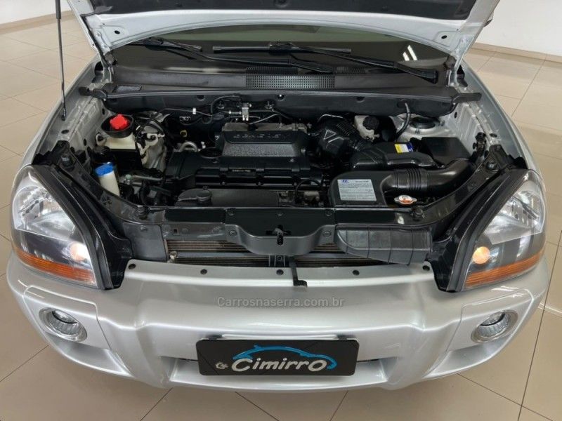 HYUNDAI TUCSON 2.0 MPFI GLS 16V 143CV 2WD 2016/2017 CIMIRRO AUTOMÓVEIS TAQUARA / Carros no Vale HYUNDAI TUCSON 2.0 MPFI GLS 16V 143CV 2WD 2016/2017 CIMIRRO AUTOMÓVEIS TAQUARA / Carros no Vale
