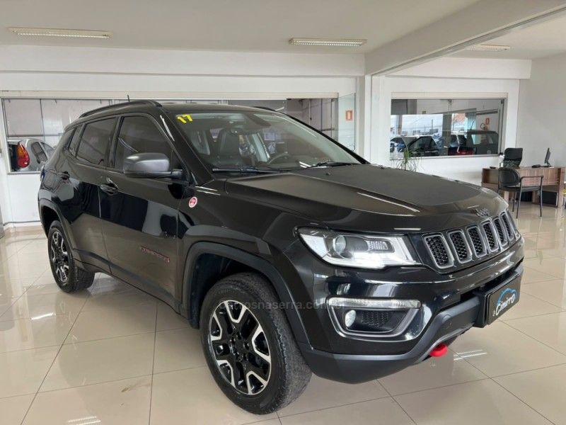 JEEP COMPASS 2.0 16V TRAILHAWK 4X4 2016/2017 CIMIRRO AUTOMÓVEIS TAQUARA / Carros no Vale JEEP COMPASS 2.0 16V TRAILHAWK 4X4 2016/2017 CIMIRRO AUTOMÓVEIS TAQUARA / Carros no Vale