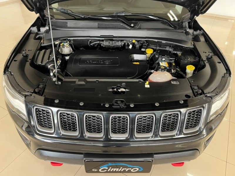 JEEP COMPASS 2.0 16V TRAILHAWK 4X4 2016/2017 CIMIRRO AUTOMÓVEIS TAQUARA / Carros no Vale JEEP COMPASS 2.0 16V TRAILHAWK 4X4 2016/2017 CIMIRRO AUTOMÓVEIS TAQUARA / Carros no Vale
