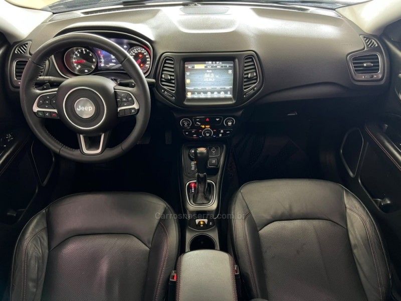 JEEP COMPASS 2.0 16V TRAILHAWK 4X4 2016/2017 CIMIRRO AUTOMÓVEIS TAQUARA / Carros no Vale JEEP COMPASS 2.0 16V TRAILHAWK 4X4 2016/2017 CIMIRRO AUTOMÓVEIS TAQUARA / Carros no Vale