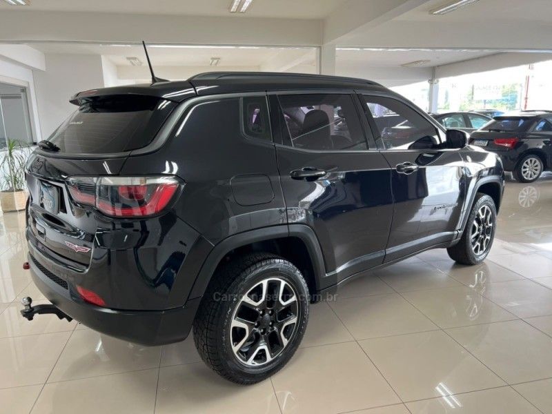 JEEP COMPASS 2.0 16V TRAILHAWK 4X4 2016/2017 CIMIRRO AUTOMÓVEIS TAQUARA / Carros no Vale JEEP COMPASS 2.0 16V TRAILHAWK 4X4 2016/2017 CIMIRRO AUTOMÓVEIS TAQUARA / Carros no Vale