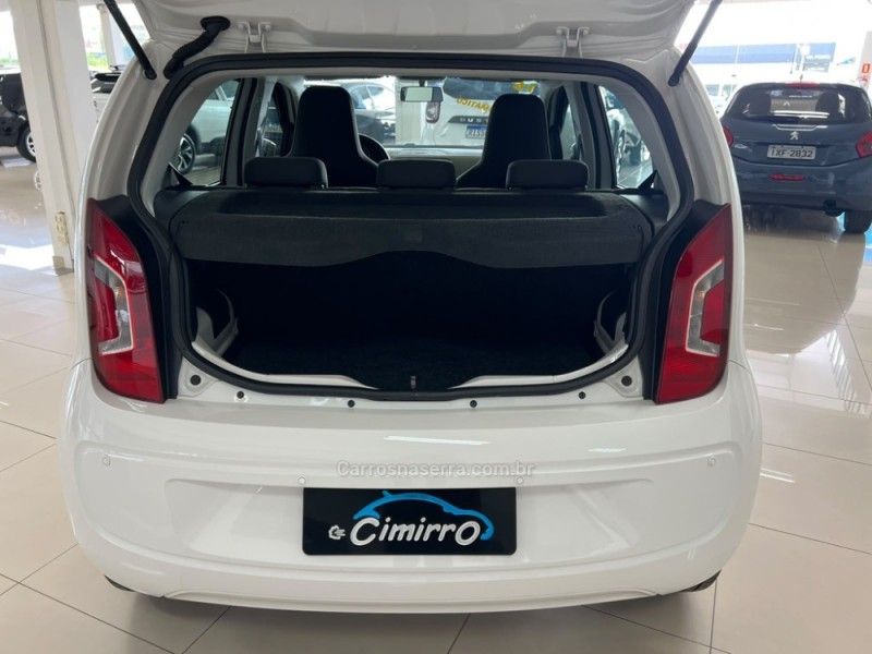 VOLKSWAGEN UP 1.0 MPI MOVE UP 12V AUTOMATIZADO 2015/2016 CIMIRRO AUTOMÓVEIS TAQUARA / Carros no Vale