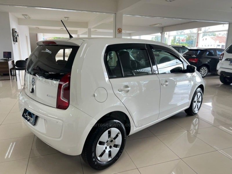 VOLKSWAGEN UP 1.0 MPI MOVE UP 12V AUTOMATIZADO 2015/2016 CIMIRRO AUTOMÓVEIS TAQUARA / Carros no Vale