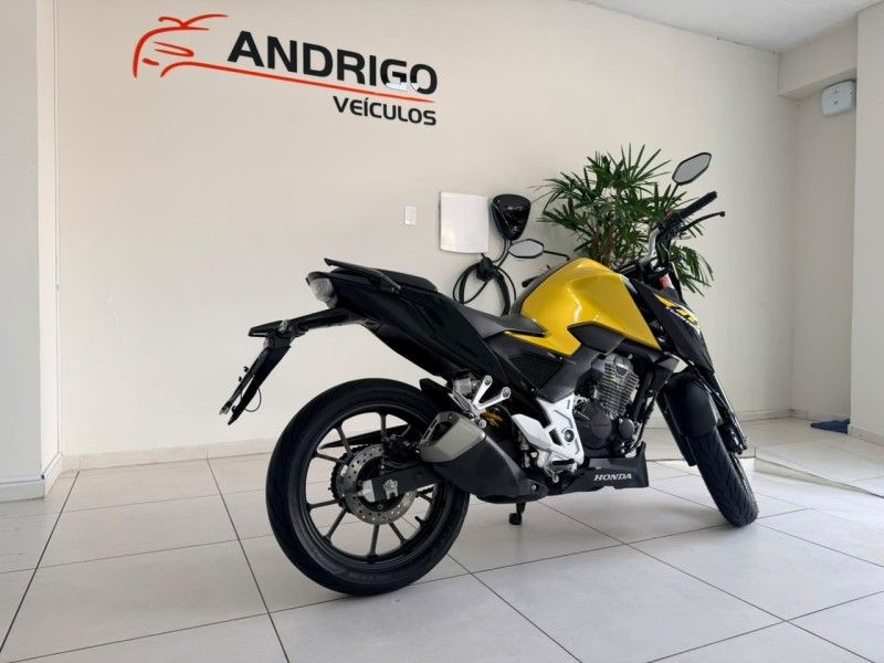 Honda Motos CB 300F TWISTER ABS 2024/2024 ANDRIGO VEÍCULOS CAXIAS DO SUL / Carros no Vale