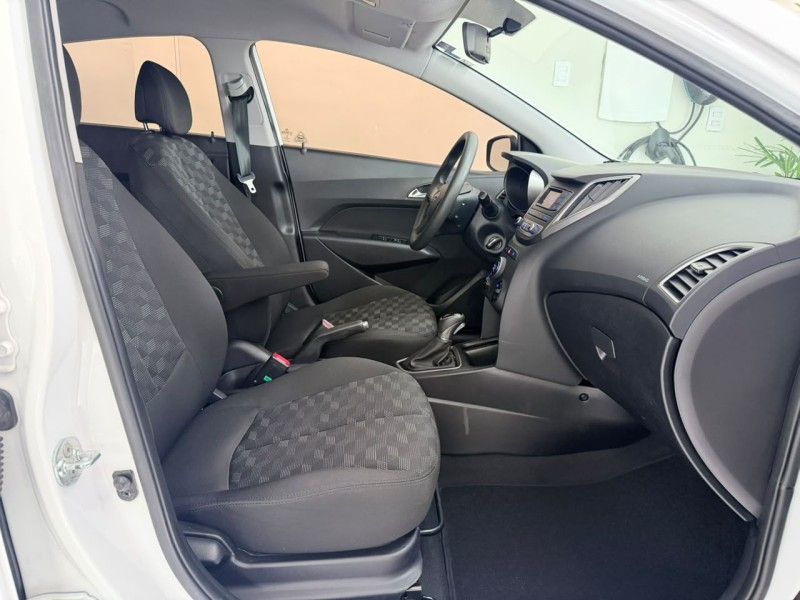 HYUNDAI HB20 1.6 COMFORT PLUS 16V 2015/2016 ANDRIGO VEÍCULOS CAXIAS DO SUL / Carros no Vale