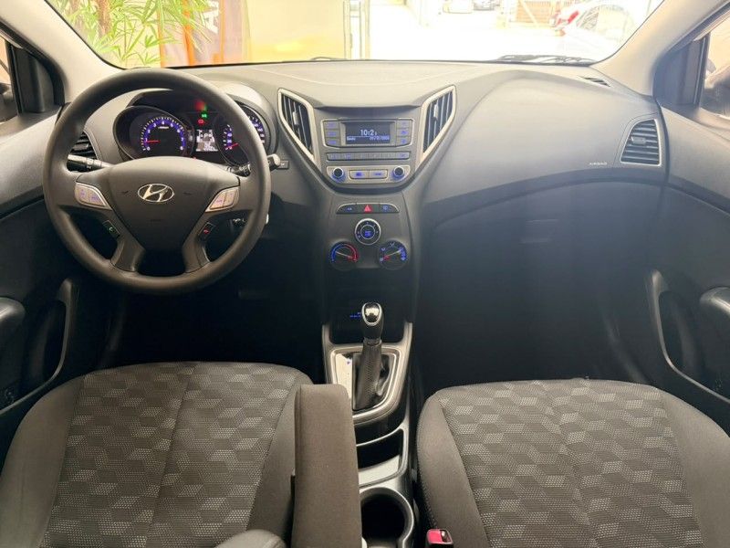 HYUNDAI HB20 1.6 COMFORT PLUS 16V 2015/2016 ANDRIGO VEÍCULOS CAXIAS DO SUL / Carros no Vale