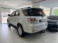 TOYOTA HILUX SW4 2.7 SR 4X2 16V 2012/2012 ANDRIGO VEÍCULOS CAXIAS DO SUL / Carros no Vale