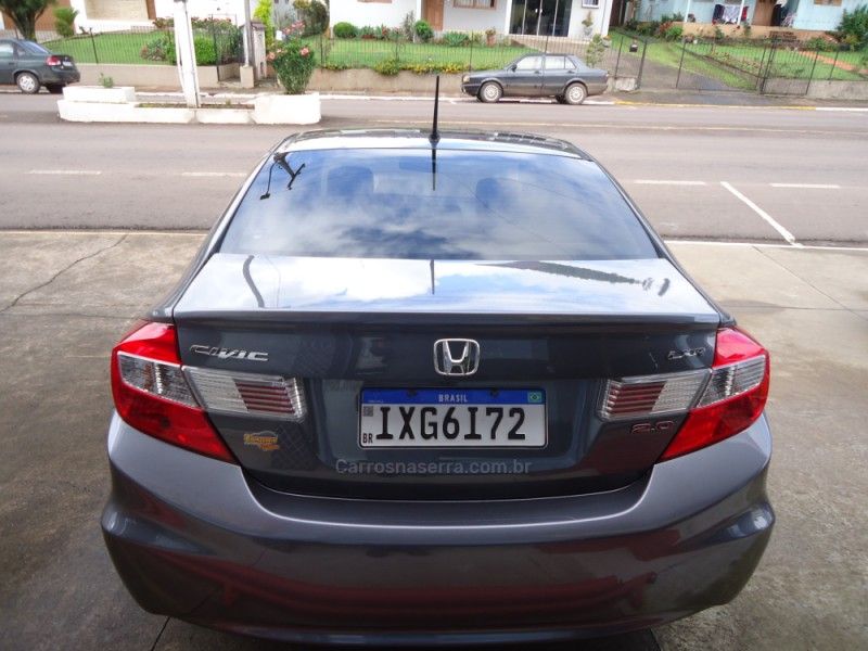 HONDA CIVIC 2.0 LXR 16V 2016/2016 BOURSCHEID CARROS E MOTOS SANTA CLARA DO SUL / Carros no Vale