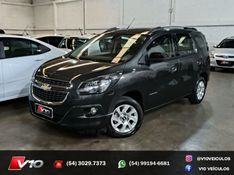 CHEVROLET SPIN 1.8 ADVANTAGE 8V 2017/2018 V10 VEÍCULOS CAXIAS DO SUL / Carros no Vale