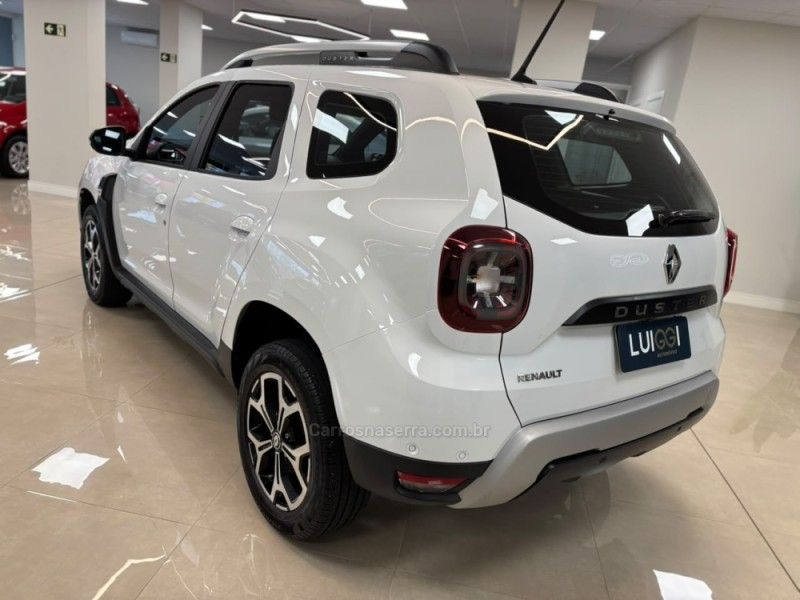 RENAULT DUSTER 1.6 ICONIC 16V 2020/2021 LUIGGI AUTOMÓVEIS CARLOS BARBOSA / Carros no Vale
