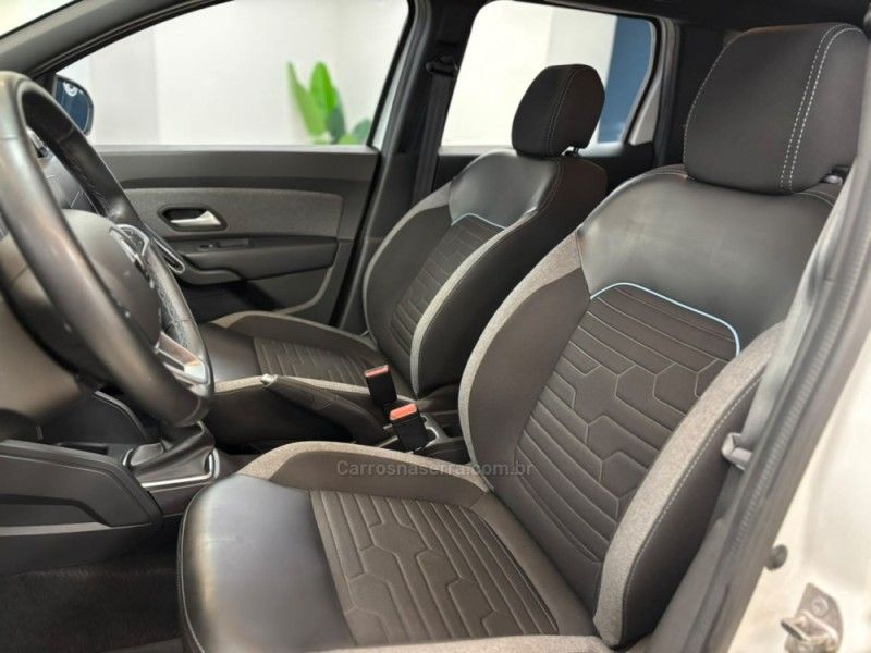 RENAULT DUSTER 1.6 ICONIC 16V 2020/2021 LUIGGI AUTOMÓVEIS CARLOS BARBOSA / Carros no Vale