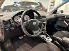 VOLKSWAGEN GOLF 2.0 MI SPORTLINE 8V TIPTRONIC 2011/2012 LUIGGI AUTOMÓVEIS CARLOS BARBOSA / Carros no Vale