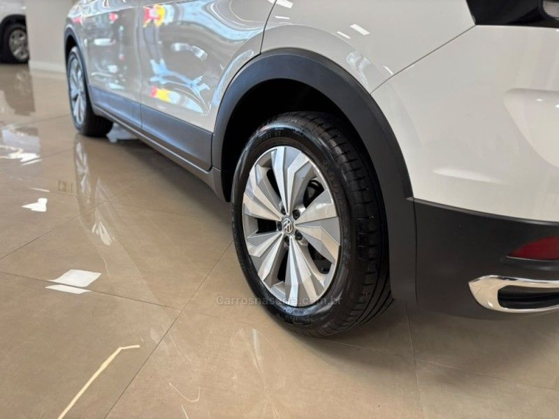 VOLKSWAGEN T-CROSS 1.0 COMFORTLINE TSI 2020/2020 LUIGGI AUTOMÓVEIS CARLOS BARBOSA / Carros no Vale