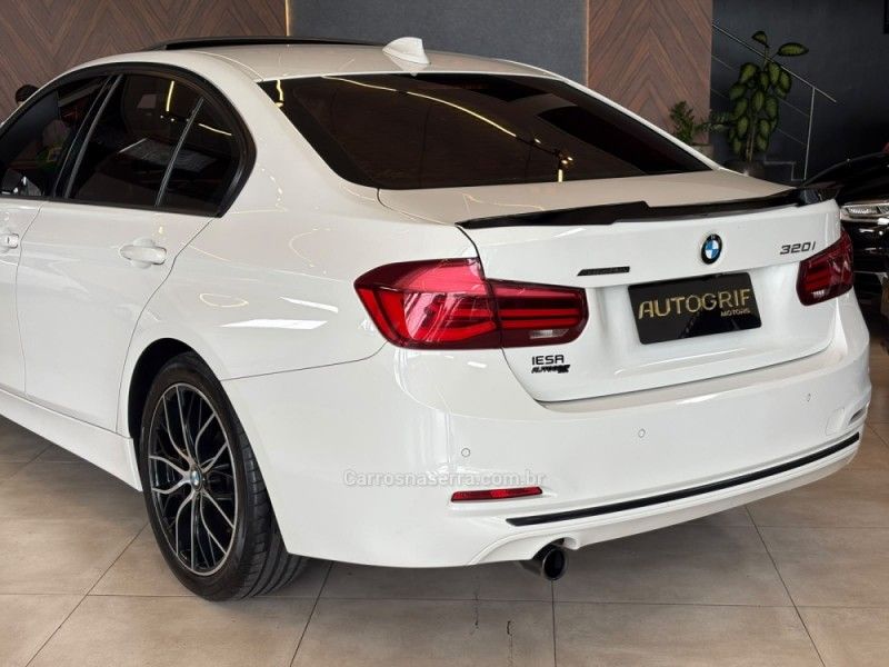 BMW 320I 2.0 16V TURBO ACTIVE 2018/2018 AUTOGRIF MOTORS CAMPO BOM / Carros no Vale