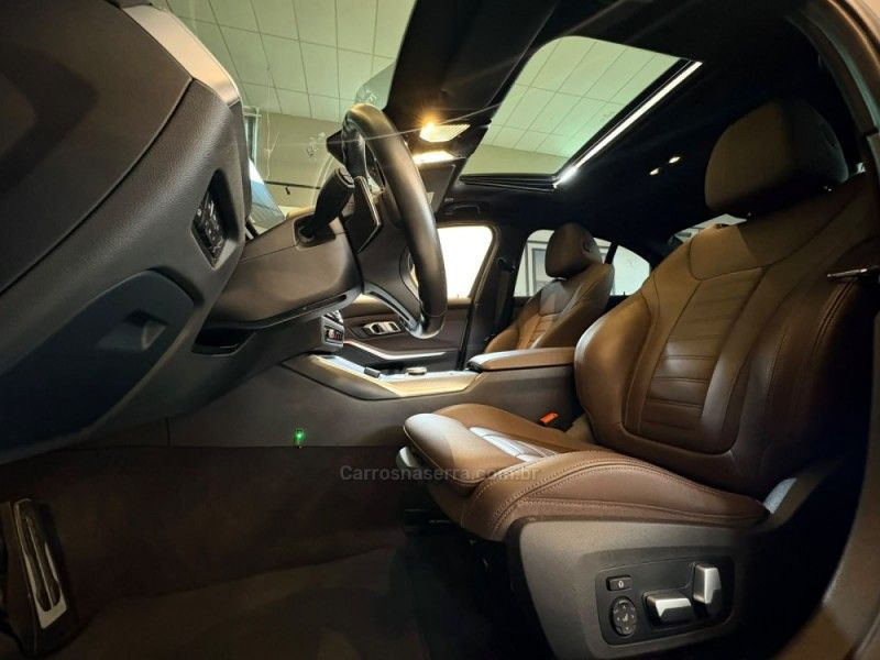 BMW 320I 2.0 M SPORT 16V TURBO ACTIVEFLEX 2024/2024 AUTOGRIF MOTORS CAMPO BOM / Carros no Vale