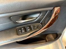 BMW 328I 2.0 LUXURY SEDAN 16V 2013/2013 AUTOGRIF MOTORS CAMPO BOM / Carros no Vale