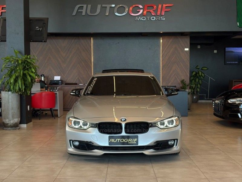 BMW 328I 2.0 LUXURY SEDAN 16V 2013/2013 AUTOGRIF MOTORS CAMPO BOM / Carros no Vale BMW 328I 2.0 LUXURY SEDAN 16V 2013/2013 AUTOGRIF MOTORS CAMPO BOM / Carros no Vale