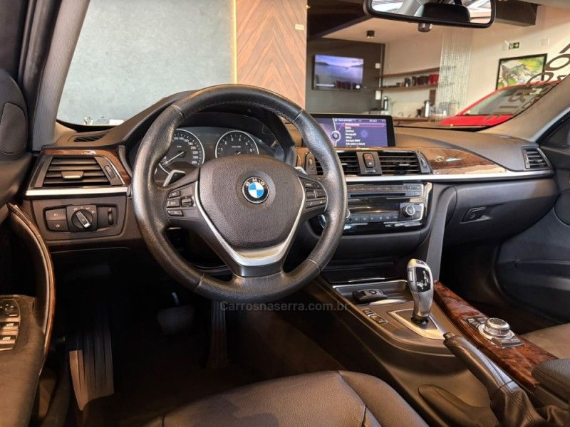 BMW 328I 2.0 LUXURY SEDAN 16V 2013/2013 AUTOGRIF MOTORS CAMPO BOM / Carros no Vale BMW 328I 2.0 LUXURY SEDAN 16V 2013/2013 AUTOGRIF MOTORS CAMPO BOM / Carros no Vale