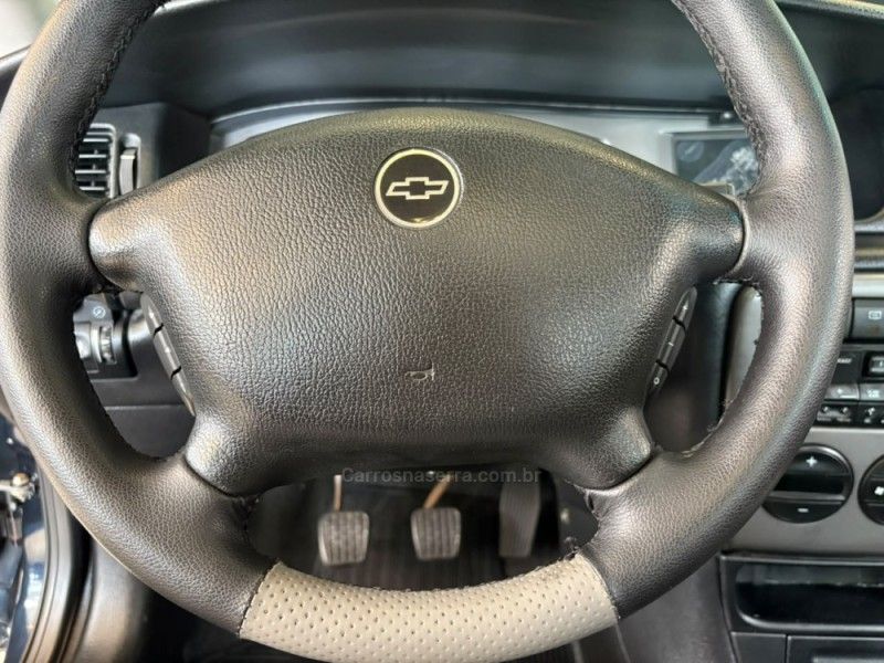 CHEVROLET VECTRA 2.2 MPFI CHALLENGE 16V 2002/2002 AUTOGRIF MOTORS CAMPO BOM / Carros no Vale CHEVROLET VECTRA 2.2 MPFI CHALLENGE 16V 2002/2002 AUTOGRIF MOTORS CAMPO BOM / Carros no Vale