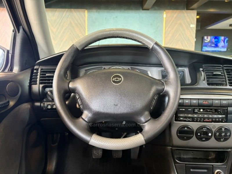 CHEVROLET VECTRA 2.2 MPFI CHALLENGE 16V 2002/2002 AUTOGRIF MOTORS CAMPO BOM / Carros no Vale CHEVROLET VECTRA 2.2 MPFI CHALLENGE 16V 2002/2002 AUTOGRIF MOTORS CAMPO BOM / Carros no Vale