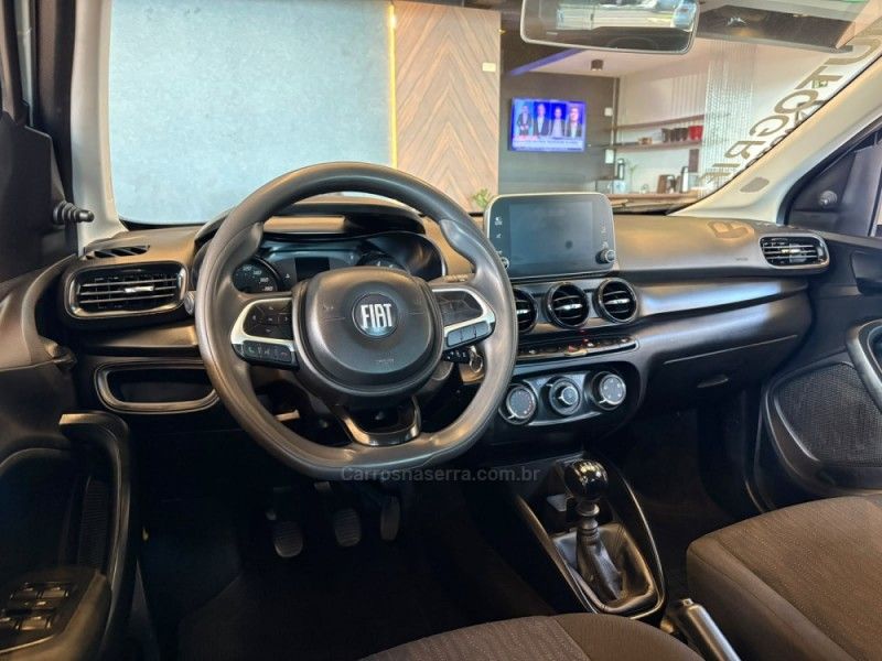 FIAT CRONOS 1.3 DRIVE 8V 2022/2022 AUTOGRIF MOTORS CAMPO BOM / Carros no Vale