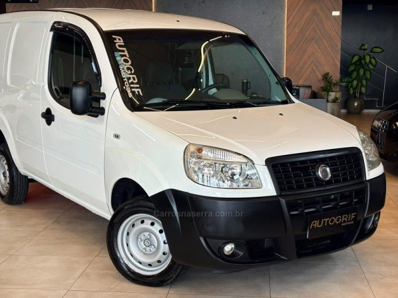 FIAT DOBLÓ 1.8 MPI CARGO 16V 2013/2013 AUTOGRIF MOTORS CAMPO BOM / Carros no Vale