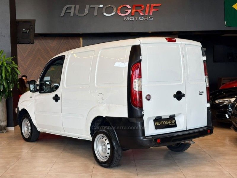 FIAT DOBLÓ 1.8 MPI CARGO 16V 2013/2013 AUTOGRIF MOTORS CAMPO BOM / Carros no Vale