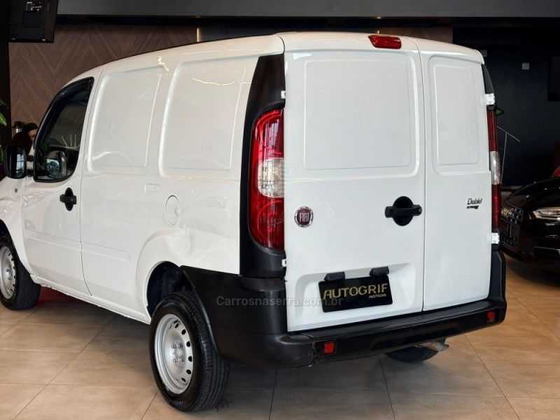FIAT DOBLÓ 1.8 MPI CARGO 16V 2013/2013 AUTOGRIF MOTORS CAMPO BOM / Carros no Vale