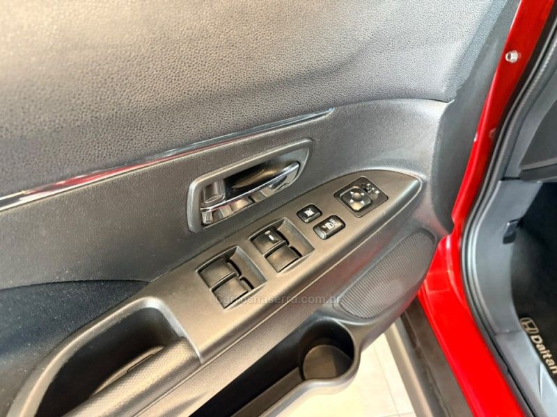 MITSUBISHI ASX 2.0 OUTDOOR 16V 2016/2016 AUTOGRIF MOTORS CAMPO BOM / Carros no Vale MITSUBISHI ASX 2.0 OUTDOOR 16V 2016/2016 AUTOGRIF MOTORS CAMPO BOM / Carros no Vale
