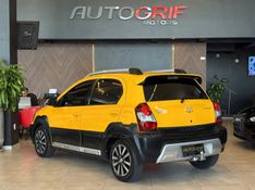 TOYOTA ETIOS CROSS 1.5 16V 2015/2015 AUTOGRIF MOTORS CAMPO BOM / Carros no Vale