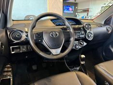 TOYOTA ETIOS CROSS 1.5 16V 2015/2015 AUTOGRIF MOTORS CAMPO BOM / Carros no Vale