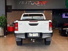 TOYOTA HILUX 2.8 STD 4X4 CD 16V 2023/2023 AUTOGRIF MOTORS CAMPO BOM / Carros no Vale
