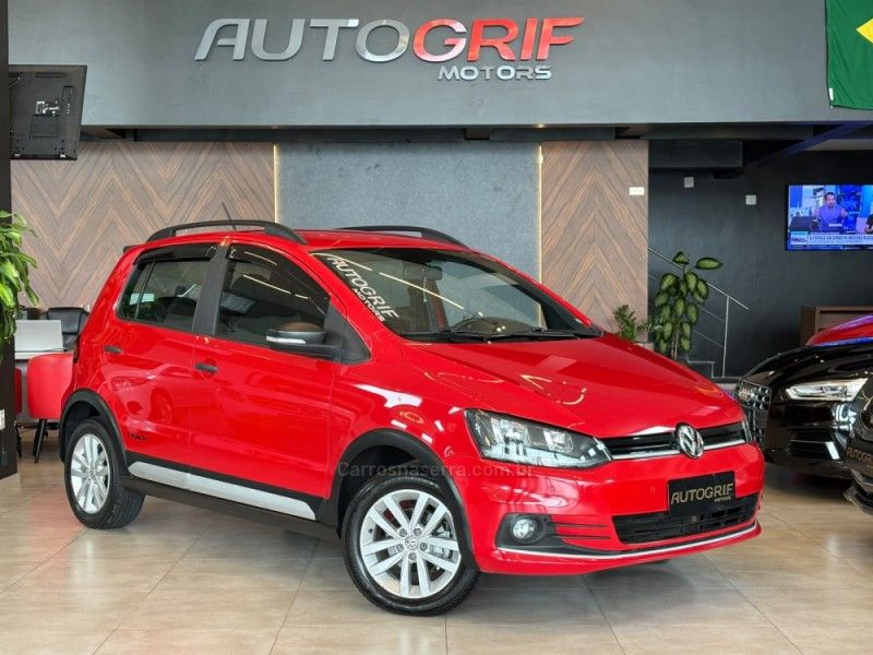 VOLKSWAGEN FOX 1.0 MPI TRACK 12V 2017/2017 AUTOGRIF MOTORS CAMPO BOM / Carros no Vale VOLKSWAGEN FOX 1.0 MPI TRACK 12V 2017/2017 AUTOGRIF MOTORS CAMPO BOM / Carros no Vale