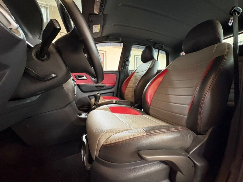 VOLKSWAGEN FOX 1.0 MPI TRACK 12V 2017/2017 AUTOGRIF MOTORS CAMPO BOM / Carros no Vale VOLKSWAGEN FOX 1.0 MPI TRACK 12V 2017/2017 AUTOGRIF MOTORS CAMPO BOM / Carros no Vale