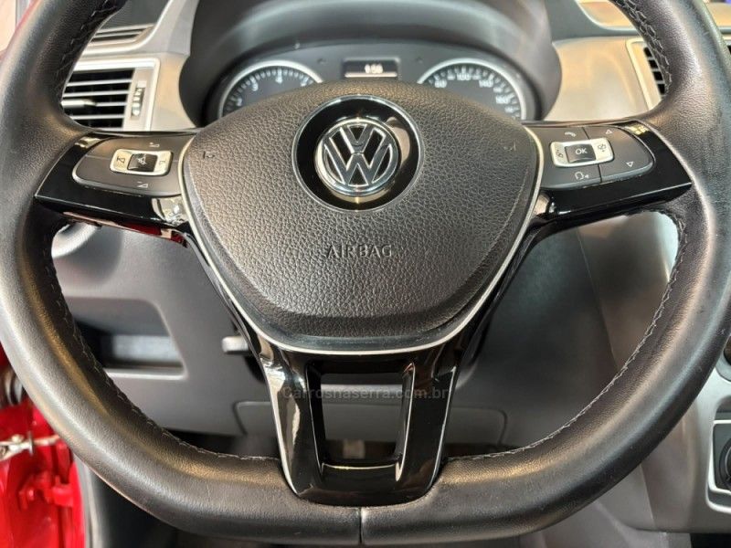 VOLKSWAGEN FOX 1.0 MPI TRACK 12V 2017/2017 AUTOGRIF MOTORS CAMPO BOM / Carros no Vale VOLKSWAGEN FOX 1.0 MPI TRACK 12V 2017/2017 AUTOGRIF MOTORS CAMPO BOM / Carros no Vale