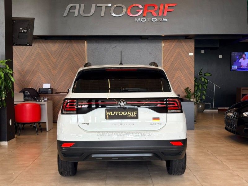 VOLKSWAGEN T-CROSS 1.0 COMFORTLINE TSI 2024/2024 AUTOGRIF MOTORS CAMPO BOM / Carros no Vale