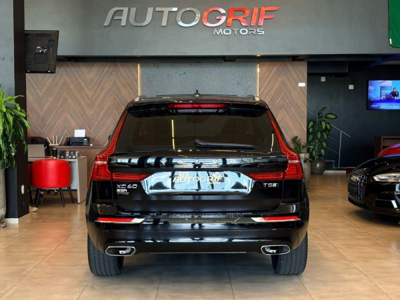 VOLVO XC60 2.0 T5 INSCRIPTION 2019/2019 AUTOGRIF MOTORS CAMPO BOM / Carros no Vale