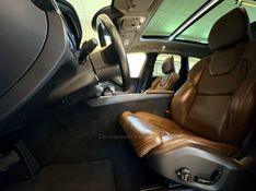 VOLVO XC60 2.0 T5 INSCRIPTION 2019/2019 AUTOGRIF MOTORS CAMPO BOM / Carros no Vale