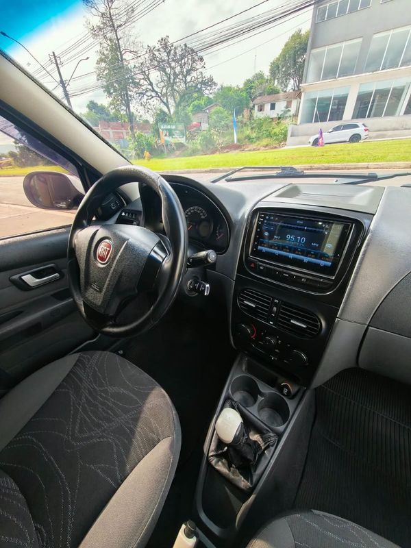 Fiat Siena EL 1.4 Mpi Fire 8V 2013/2014 RENNER AUTOMÓVEIS LAJEADO / Carros no Vale