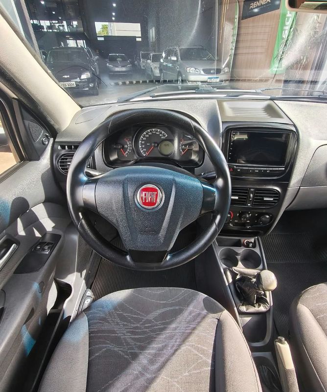 Fiat Siena EL 1.4 Mpi Fire 8V 2013/2014 RENNER AUTOMÓVEIS LAJEADO / Carros no Vale