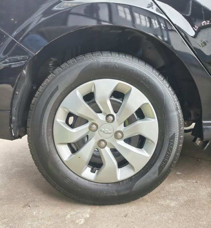 CHEVROLET PRISMA Sed Joy/ LS 1.0 8V FlexPower 2018/2019 RENNER AUTOMÓVEIS LAJEADO / Carros no Vale CHEVROLET PRISMA Sed Joy/ LS 1.0 8V FlexPower 2018/2019 RENNER AUTOMÓVEIS LAJEADO / Carros no Vale