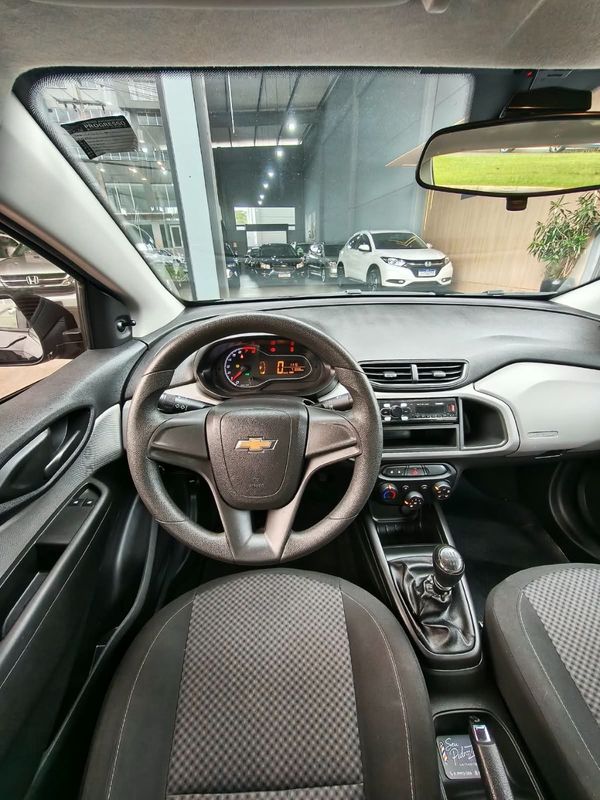 CHEVROLET PRISMA Sed Joy/ LS 1.0 8V FlexPower 2018/2019 RENNER AUTOMÓVEIS LAJEADO / Carros no Vale CHEVROLET PRISMA Sed Joy/ LS 1.0 8V FlexPower 2018/2019 RENNER AUTOMÓVEIS LAJEADO / Carros no Vale