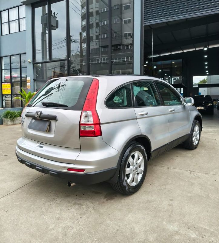 Honda CR-V LX 2.0 16V 2WD/ Flexone 2011/2011 RENNER AUTOMÓVEIS LAJEADO / Carros no Vale Honda CR-V LX 2.0 16V 2WD/ Flexone 2011/2011 RENNER AUTOMÓVEIS LAJEADO / Carros no Vale